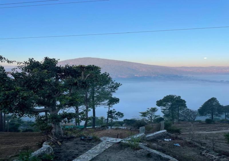 Hotel Maa Bhagwati Almora Exteriör bild